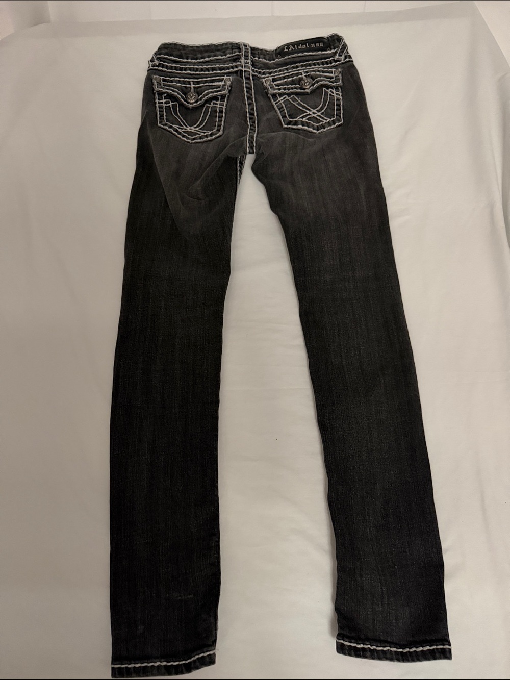 LA Idol USA Size 3 W28 L31 Contrast Stitching and Silver Button Embellished Blk